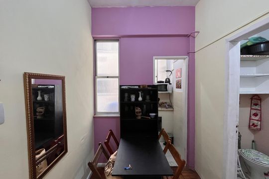 Sala de apartamento para alugar com 1 quarto, 26m² em Copacabana, Rio de Janeiro