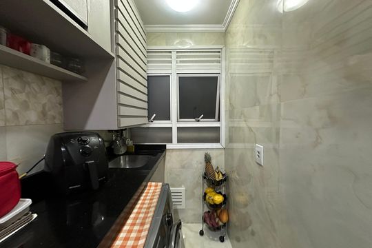 Cozinha de apartamento à venda com 2 quartos, 57m² em Bethaville I, Barueri