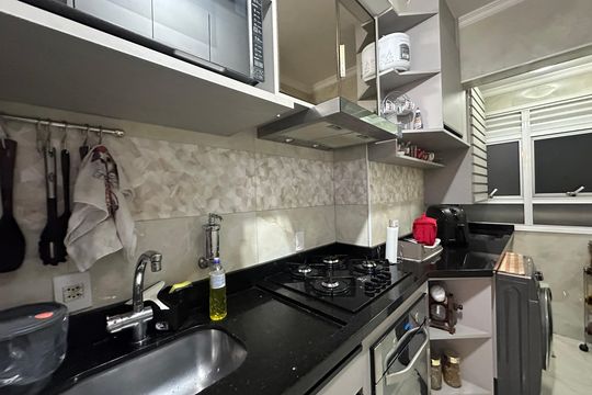 Cozinha de apartamento à venda com 2 quartos, 57m² em Bethaville I, Barueri