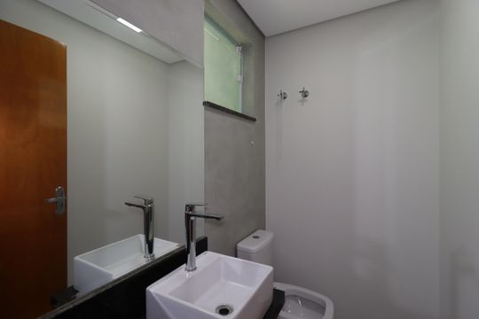 Lavabo de casa à venda com 3 quartos, 131m² em Parque Oratório, Santo André