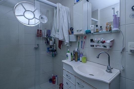 banheiro social_2 de apartamento à venda com 1 quarto, 41m² em Cursino, São Paulo