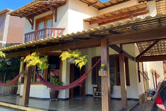 Casa à venda com 3 quartos, 303m² em Várzea das Moças, Niterói