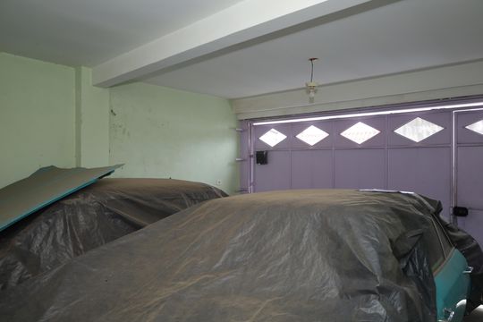 Garagem de casa à venda com 3 quartos, 209m² em Limoeiro, São Paulo