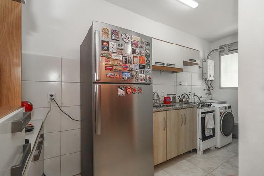 Cozinha de apartamento à venda com 2 quartos, 50m² em Morro Santana, Porto Alegre