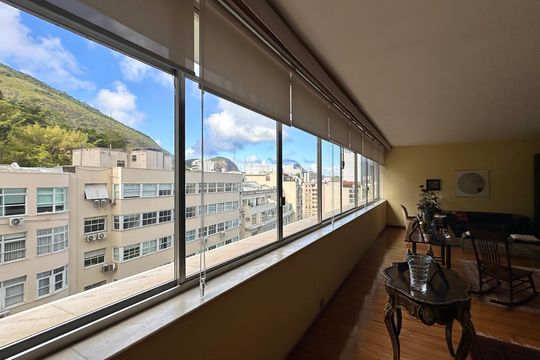 Apartamento à venda com 4 quartos, 300m² em Copacabana, Rio de Janeiro
