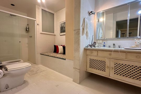 Apartamento à venda com 4 quartos, 300m² em Copacabana, Rio de Janeiro