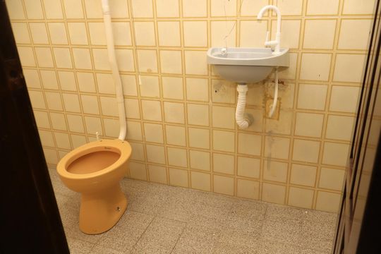Banheiro 6 de casa para alugar com 8 quartos, 782m² em Caminho das Árvores, Salvador