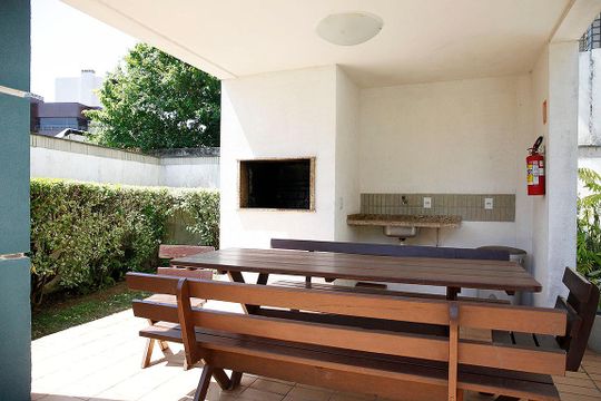 Área Comum - Quiosque Churrasqueira de apartamento à venda com 2 quartos, 60m² em Menino Deus, Porto Alegre