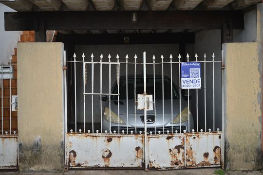 Placa de casa à venda com 2 quartos, 99m² em Vila Guaraciaba, Santo André