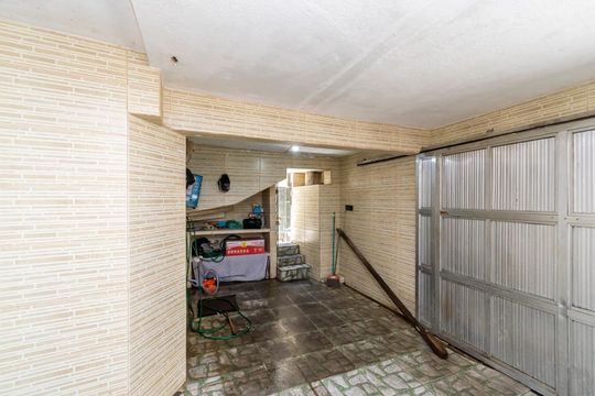 Garagem de casa à venda com 3 quartos, 200m² em Penha, Rio de Janeiro