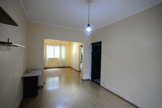 Casa à venda com 4 quartos, 180m² em Cambuci, São Paulo