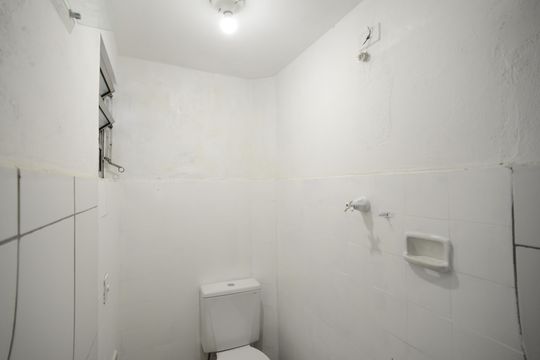 Casa à venda com 4 quartos, 180m² em Cambuci, São Paulo