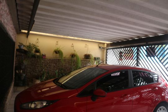Garagem de casa à venda com 4 quartos, 220m² em Cerâmica, São Caetano do Sul