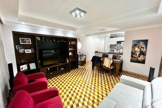 Sala de casa à venda com 6 quartos, 222m² em Vila Nova Cachoeirinha, São Paulo