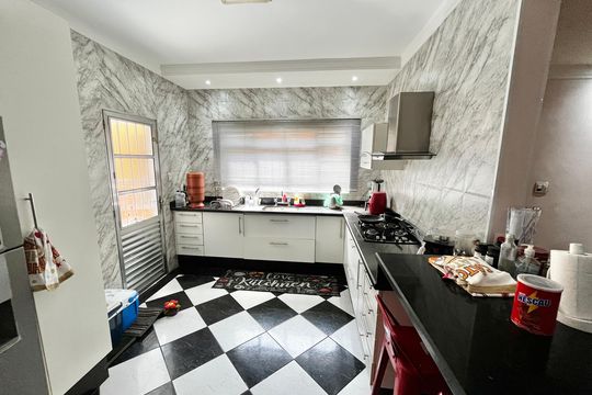 Cozinha de casa à venda com 6 quartos, 222m² em Vila Nova Cachoeirinha, São Paulo