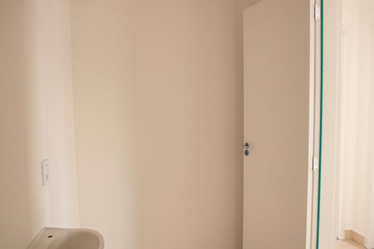 Banheiro Social de apartamento para alugar com 2 quartos, 47m² em Santana, São Paulo