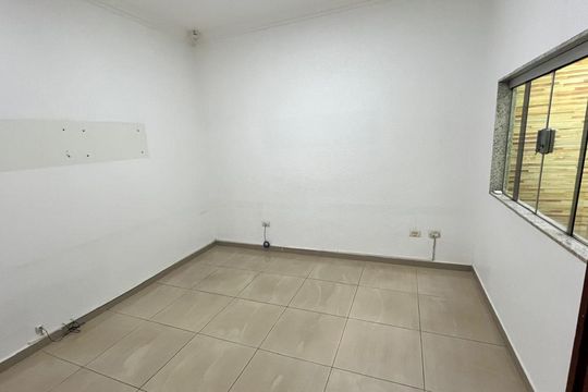Quarto de casa para alugar com 4 quartos, 215m² em Alto Umuarama, Uberlândia