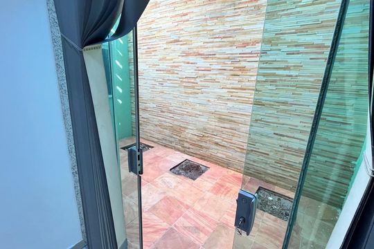 Varanda de casa para alugar com 4 quartos, 215m² em Alto Umuarama, Uberlândia