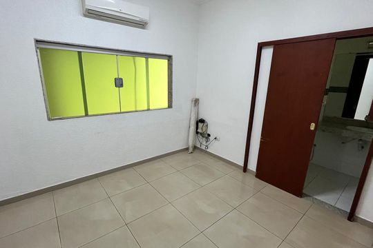 Quarto de casa para alugar com 4 quartos, 215m² em Alto Umuarama, Uberlândia