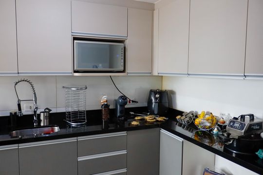 Cozinha de apartamento à venda com 2 quartos, 52m² em Padroeira, Osasco