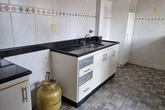 Apartamento à venda com 3 quartos, 100m² em Gutierrez, Belo Horizonte