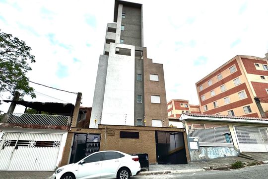 Fachada de apartamento para alugar com 2 quartos, 37m² em Itaquera, São Paulo