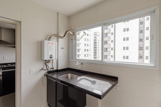 Área de Serviço de apartamento à venda com 3 quartos, 240m² em Indianópolis, São Paulo