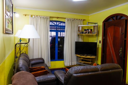 sala de casa à venda com 3 quartos, 234m² em Vila Pires, Osasco