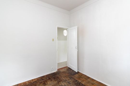 Quarto 2 de apartamento para alugar com 2 quartos, 57m² em Engenheiro Leal, Rio de Janeiro