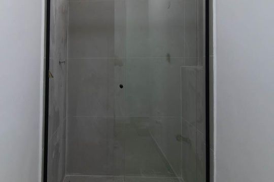 Banheiro de apartamento para alugar com 1 quarto, 40m² em Centro Histórico, Porto Alegre