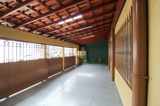 Garagem de casa para alugar com 2 quartos, 280m² em Rio Pequeno, São Paulo