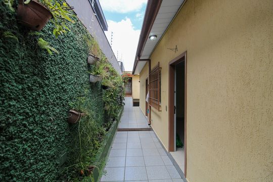 Corredor de casa para alugar com 2 quartos, 280m² em Rio Pequeno, São Paulo
