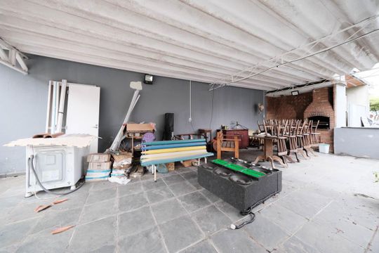 Área externa de casa para alugar com 4 quartos, 250m² em Parque Boturussu, São Paulo