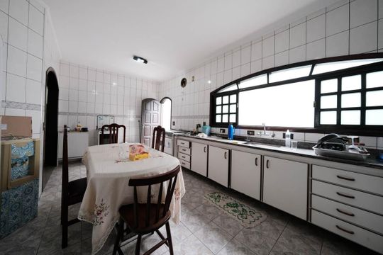 Cozinha de casa para alugar com 4 quartos, 250m² em Parque Boturussu, São Paulo