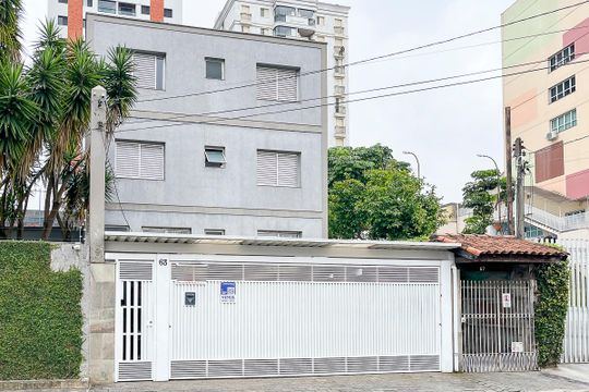 Fachada + plaquinha de apartamento à venda com 2 quartos, 87m² em Vila Mussoline, São Bernardo do Campo