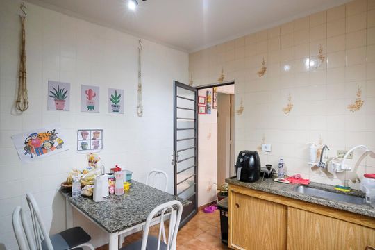 Cozinha de apartamento à venda com 2 quartos, 87m² em Vila Mussoline, São Bernardo do Campo
