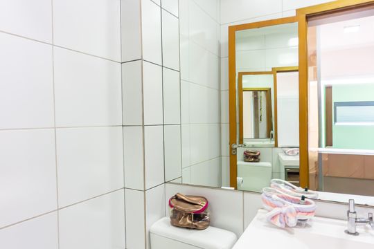 Banheiro da Suíte 2 de casa de condomínio à venda com 3 quartos, 144m² em Vila Osasco, Osasco