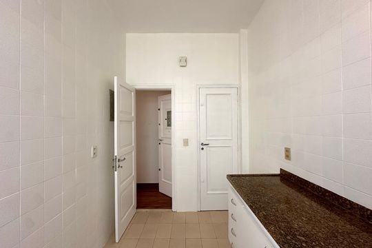 Cozinha e Área de Serviço de apartamento à venda com 3 quartos, 69m² em Humaitá, Rio de Janeiro