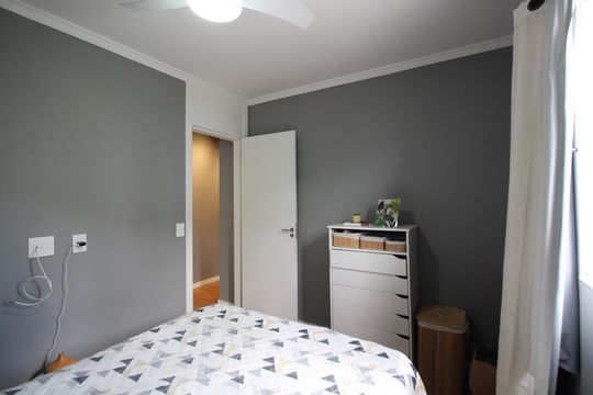Quarto 1 de apartamento à venda com 2 quartos, 46m² em Taquara, Rio de Janeiro