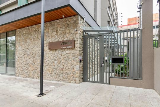 Fachada  de kitnet/studio à venda com 1 quarto, 32m² em Santo Amaro, São Paulo