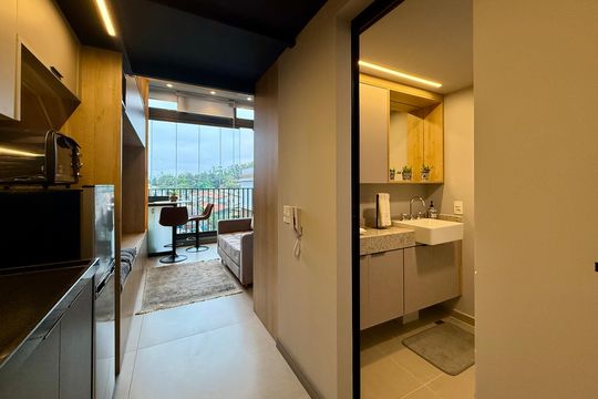 Cozinha de kitnet/studio à venda com 1 quarto, 32m² em Santo Amaro, São Paulo