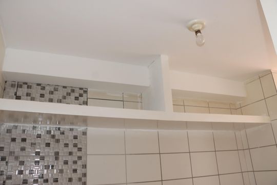 Cozinha de apartamento para alugar com 2 quartos, 49m² em Jardim Arco-iris, Cotia