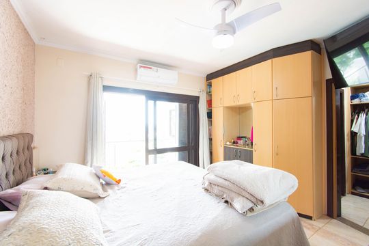 Casa à venda com 4 quartos, 200m² em Nossa Senhora das Gracas, Canoas