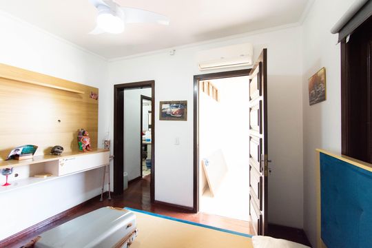 Casa à venda com 4 quartos, 200m² em Nossa Senhora das Gracas, Canoas
