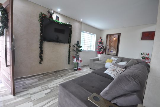 Sala de casa à venda com 3 quartos, 420m² em Tremembé, São Paulo
