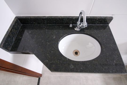 Banheiro de apartamento à venda com 2 quartos, 60m² em Vila Prudente, São Paulo