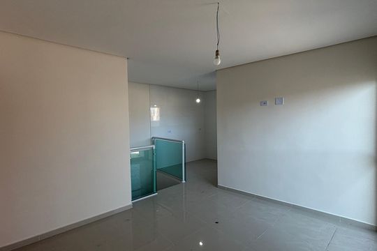 Cobertura - Cozinha de apartamento para alugar com 3 quartos, 90m² em Vila Mazzei, Santo André