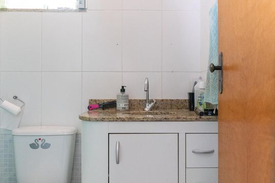 Banheiro da Suíte 1 de casa à venda com 3 quartos, 97m² em Cidade Patriarca, São Paulo