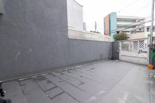 Garagem de casa à venda com 3 quartos, 97m² em Cidade Patriarca, São Paulo