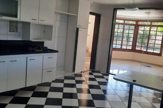 Cozinha de casa à venda com 4 quartos, 1400m² em Camboinhas, Niterói
